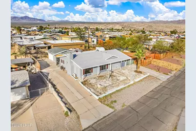 2065 Trinidad Dr, Bullhead City, AZ 86442 - Photo 1