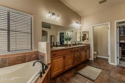3581 Kicking Horse Dr, Lake Havasu City, AZ 86404 - Photo 18