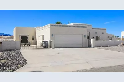 371 Cottonwood Dr, Lake Havasu City, AZ 86403 - Photo 1