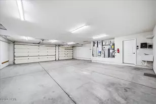 827 Canyon Dr, Lake Havasu City, AZ 86404 - Photo 28