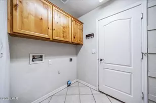 827 Canyon Dr, Lake Havasu City, AZ 86404 - Photo 14