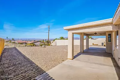827 Canyon Dr, Lake Havasu City, AZ 86404 - Photo 32