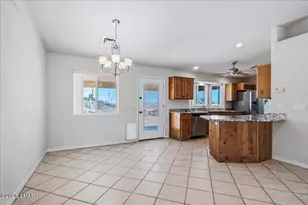 827 Canyon Dr, Lake Havasu City, AZ 86404 - Photo 8