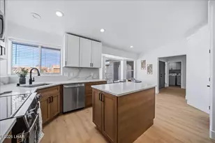 546 Aloha Dr, Lake Havasu City, AZ 86406 - Photo 6