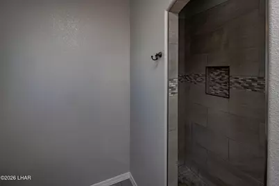 2965 McCulloch Blvd N, Lake Havasu City, AZ 86403 - Photo 22