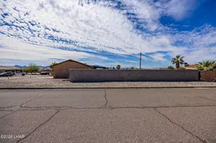 2325 Havasupai Blvd, Lake Havasu City, AZ 86403 - Photo 4