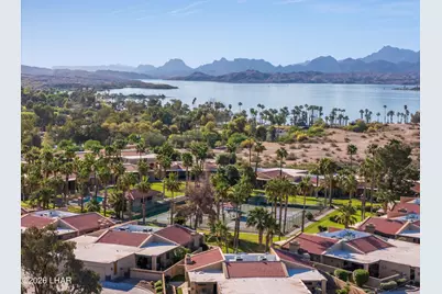 1402 McCulloch Blvd N #15, Lake Havasu City, AZ 86403 - Photo 2