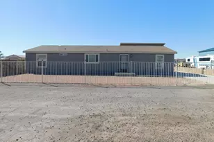 655 W Cowell St, Quartzsite, AZ 85346 - Photo 1