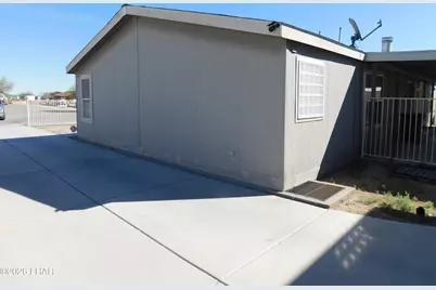 655 W Cowell St, Quartzsite, AZ 85346 - Photo 4