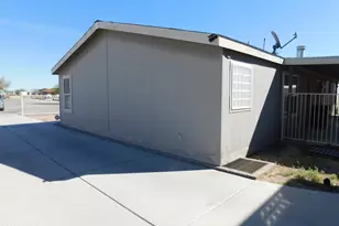 655 W Cowell St, Quartzsite, AZ 85346 - Photo 4