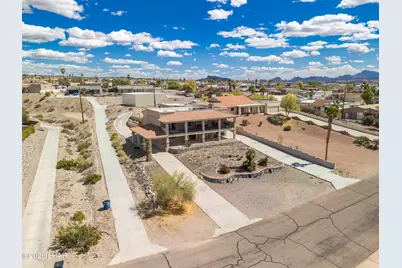 1884 Willow Ave, Lake Havasu City, AZ 86403 - Photo 2