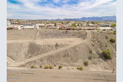 3100 Maverick Dr, Lake Havasu City, AZ 86404 - Photo 2