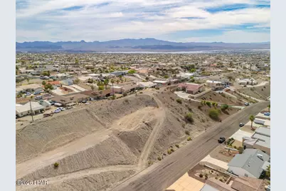 3100 Maverick Dr, Lake Havasu City, AZ 86404 - Photo 8