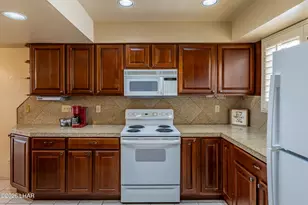 1402 McCulloch Blvd N, Lake Havasu City, AZ 86403 - Photo 26