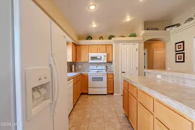 2515 McCulloch Blvd N #105, Lake Havasu City, AZ 86403 - Photo 8