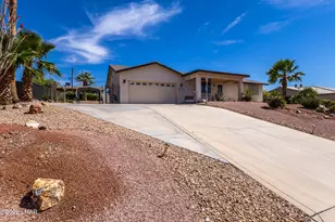 1516 McCulloch Blvd S, Lake Havasu City, AZ 86406 - Photo 2
