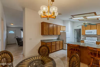 1516 McCulloch Blvd S, Lake Havasu City, AZ 86406 - Photo 14