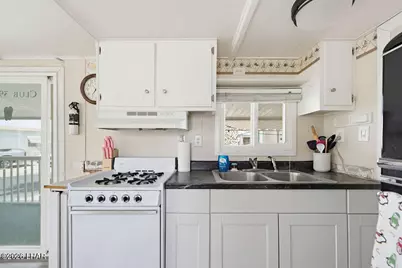 601 Beachcomber Blvd #392, Lake Havasu City, AZ 86403 - Photo 10