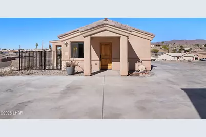 3018 Maverick Dr, Lake Havasu City, AZ 86404 - Photo 2