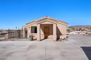 3018 Maverick Dr, Lake Havasu City, AZ 86404 - Photo 2