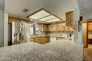 211 White Oak Dr, Lake Havasu City, AZ 86403 - Photo 10