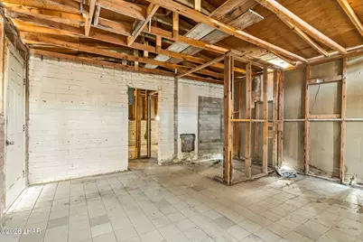 2410 Decker Dr, Bullhead City, AZ 86429 - Photo 12