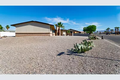 181 E Aspen Dr, Lake Havasu City, AZ 86403 - Photo 6