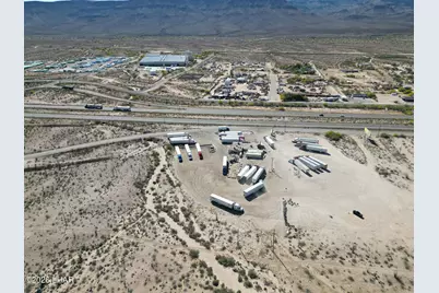 000 Frontage Rd, Yucca, AZ 86438 - Photo 6