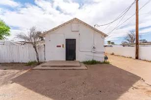 713 S Kofa Ave, Parker, AZ 85344 - Photo 10