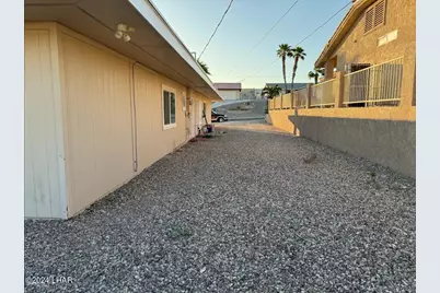 2986 Winterhaven Dr, Lake Havasu City, AZ 86404 - Photo 18
