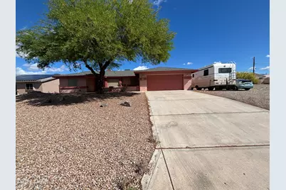1829 Beavertail Dr, Lake Havasu City, AZ 86403 - Photo 1