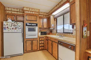 37378 Bay View Dr, Parker, AZ 85344 - Photo 14