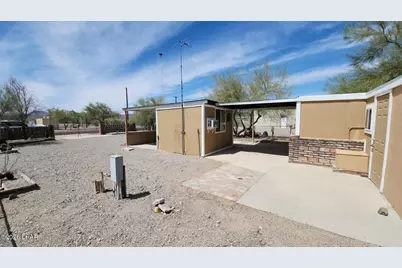 565 S Adobe Ln, Quartzsite, AZ 85346 - Photo 14