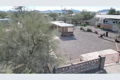 565 S Adobe Ln, Quartzsite, AZ 85346 - Photo 38