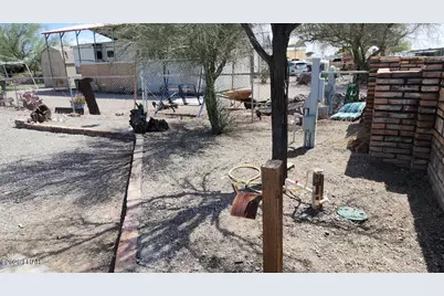 565 S Adobe Ln, Quartzsite, AZ 85346 - Photo 4