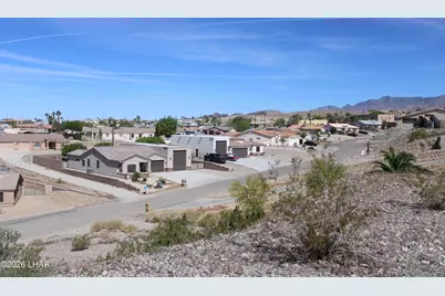 1848 Martinique Dr, Lake Havasu City, AZ 86406 - Photo 12