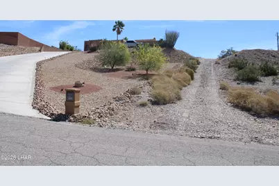 1848 Martinique Dr, Lake Havasu City, AZ 86406 - Photo 1