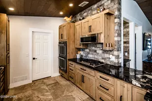 485 Highland Dr, Lake Havasu City, AZ 86404 - Photo 10