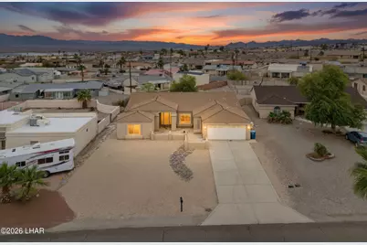 2435 Seabring Dr, Lake Havasu City, AZ 86403 - Photo 2