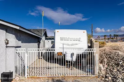 459 Silver Saddle Bay, Lake Havasu City, AZ 86406 - Photo 2