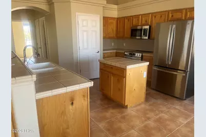 2423 E George Ln, Lake Havasu City, AZ 86404 - Photo 8