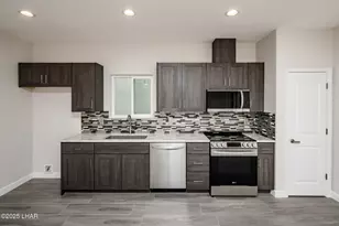 2080 Swanson Ave, Lake Havasu City, AZ 86403 - Photo 6