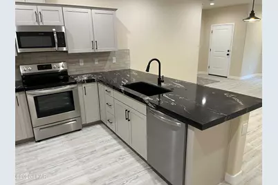 3430 Kearsage Dr #B101, Lake Havasu City, AZ 86406 - Photo 4