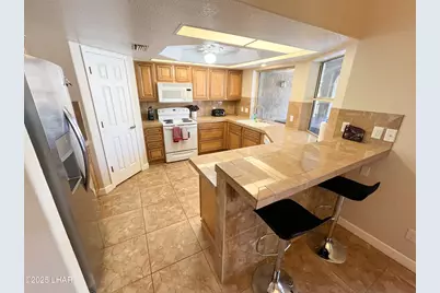 3185 Newport Dr, Lake Havasu City, AZ 86406 - Photo 8