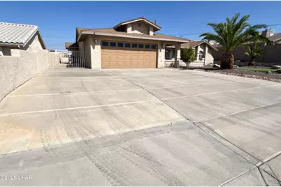 3185 Newport Dr, Lake Havasu City, AZ 86406 - Photo 2
