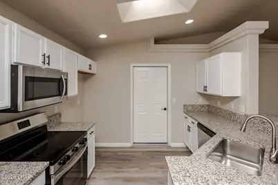 2660 Tanglewood Dr, Lake Havasu City, AZ 86403 - Photo 16