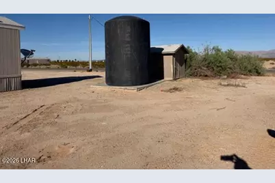 33336 Sahara Way, Bouse, AZ 85325 - Photo 16