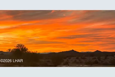 1004 Stage Coach Trails, Yucca, AZ 86438 - Photo 6