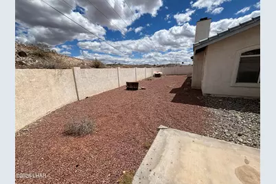 1210 Palmas Dr, Lake Havasu City, AZ 86404 - Photo 14