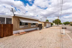 210 Bluewater Dr, Parker, AZ 85344 - Photo 2